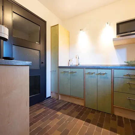 Bed & Breakfast Aan Het Dijksteegje Logies -