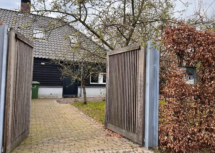 Aan Het Dijksteegje Logies -