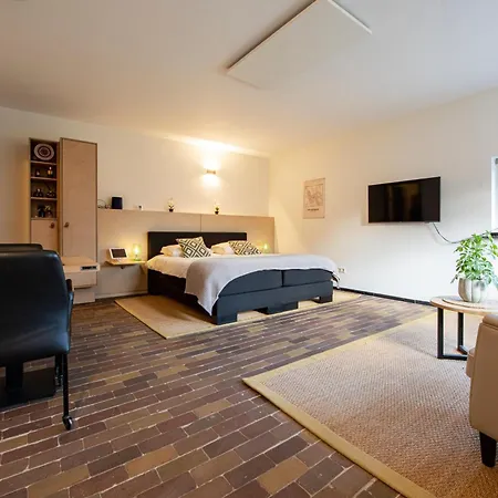 Bed & Breakfast Aan Het Dijksteegje *